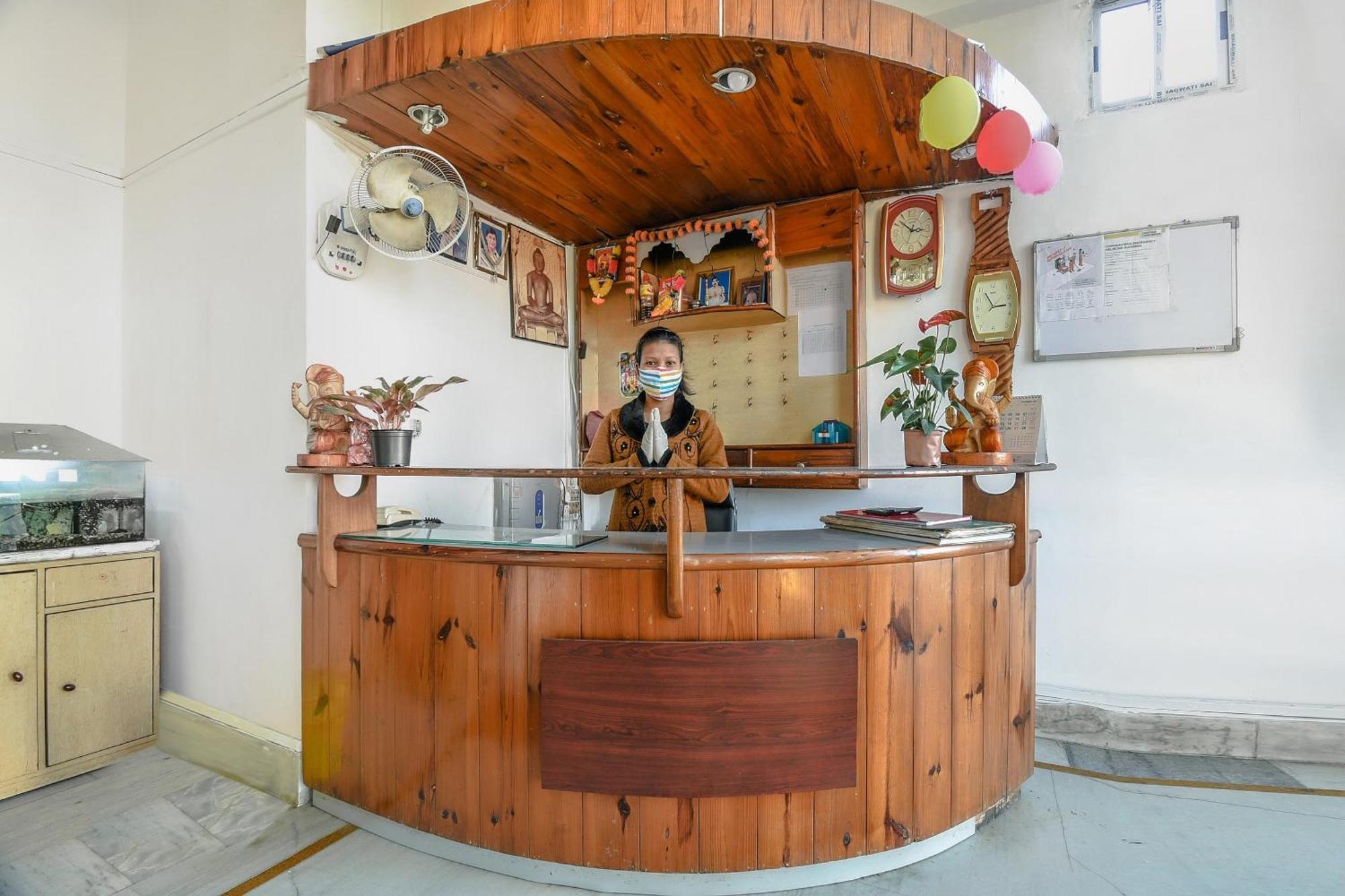 Oyo Flagship 71156 Hotel Jaybee'S Dibrugarh Eksteriør bilde