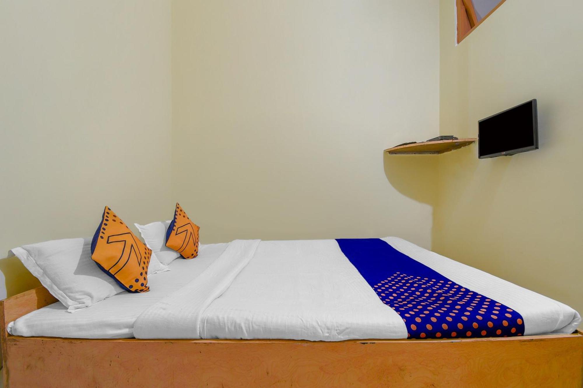 Oyo Flagship 71156 Hotel Jaybee'S Dibrugarh Eksteriør bilde