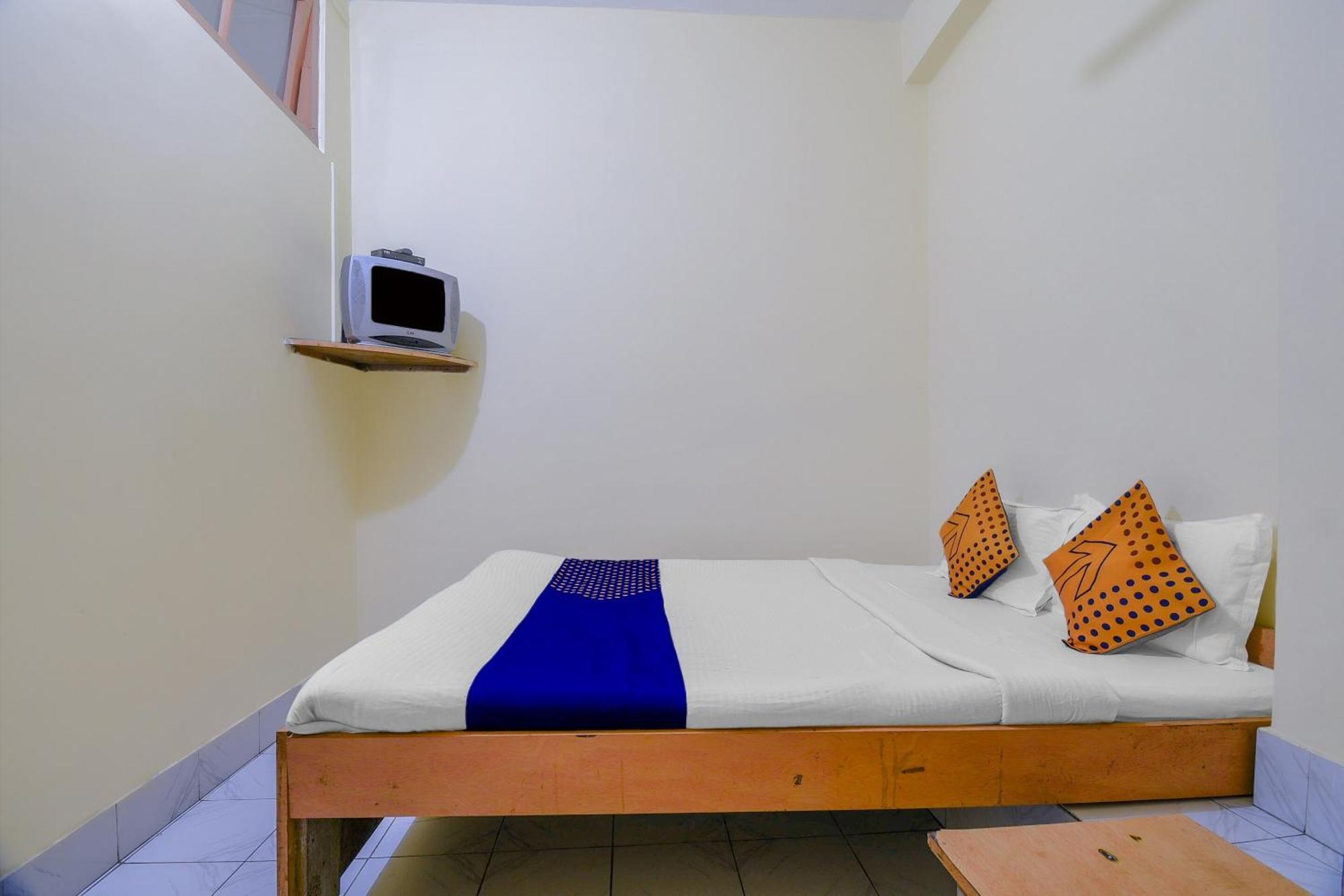 Oyo Flagship 71156 Hotel Jaybee'S Dibrugarh Eksteriør bilde